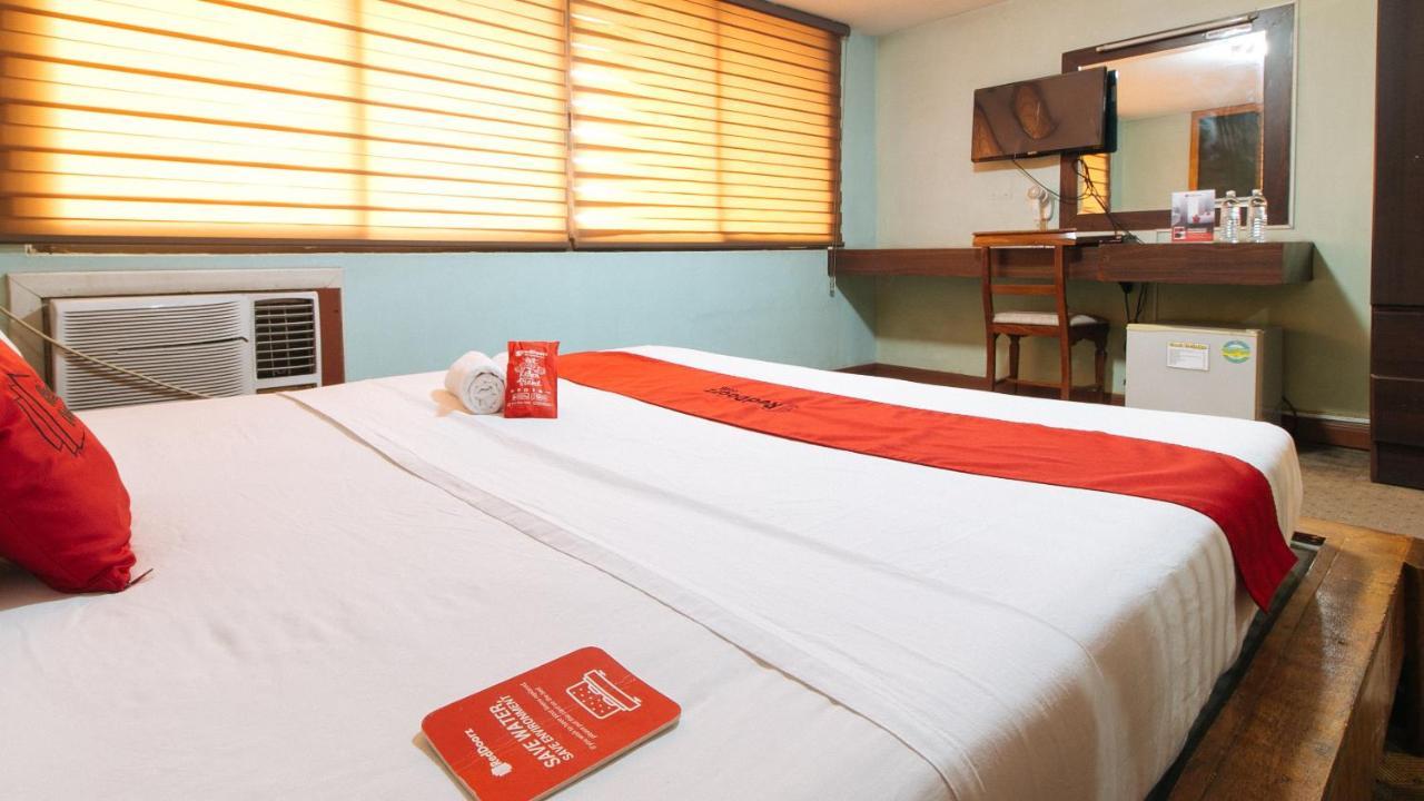 Reddoorz At Timog Avenue Quezon City Exterior foto
